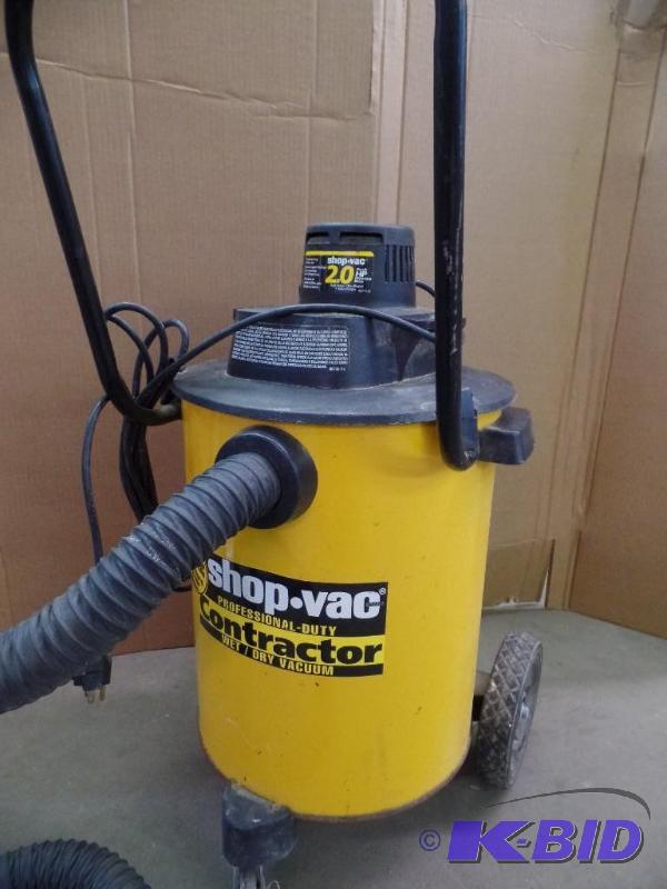 lot 43 image: Professional Duty Shop Vac