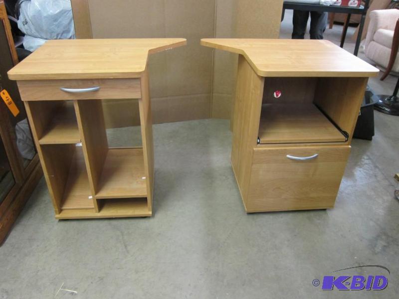 lot 7 image: Portable Work Station