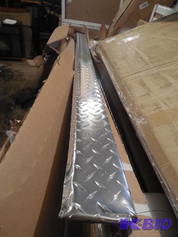 lot 4 image: Pickup Diamond Plate Bed Caps  Rails