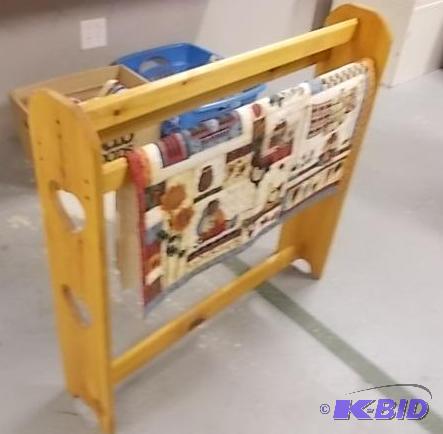 Quilt Stand