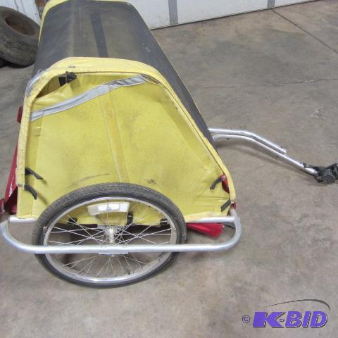 lot 24 image: Bicycle Trailer