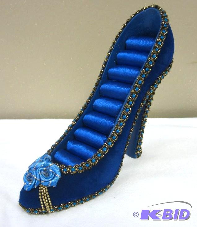 Cute Blue Shoe Ring Holder