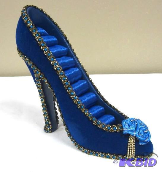 Blue Shoe Ring Holder