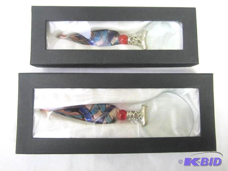 2 Glass Handle Magnifying Glasses