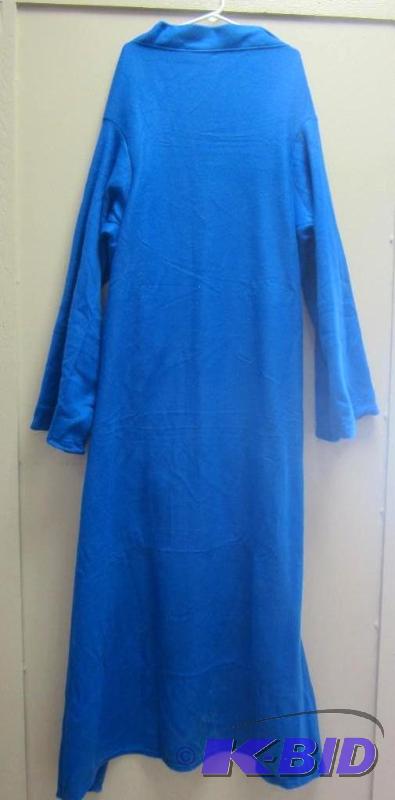 Blue Snuggle blanket with sleeves