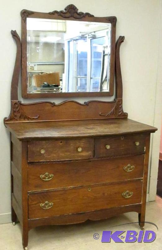 Beautiful Antique 4 Drawer Dresser With Swing Mirror | February Estate ...