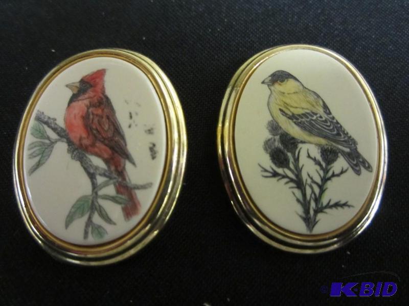 Lot of two Vintage Barlow bird pins. Cardinal and yellow finch