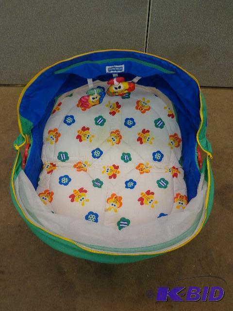 Fischer Price Infant Seat  Bed...