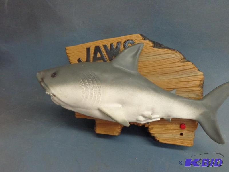Singing Shark Wall Mount   Works great ...