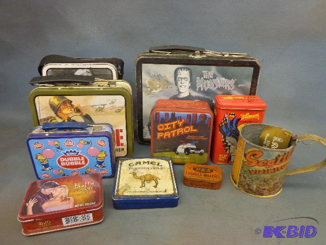 Assorted Tin Boxes and Lunch Boxes   Munsters...