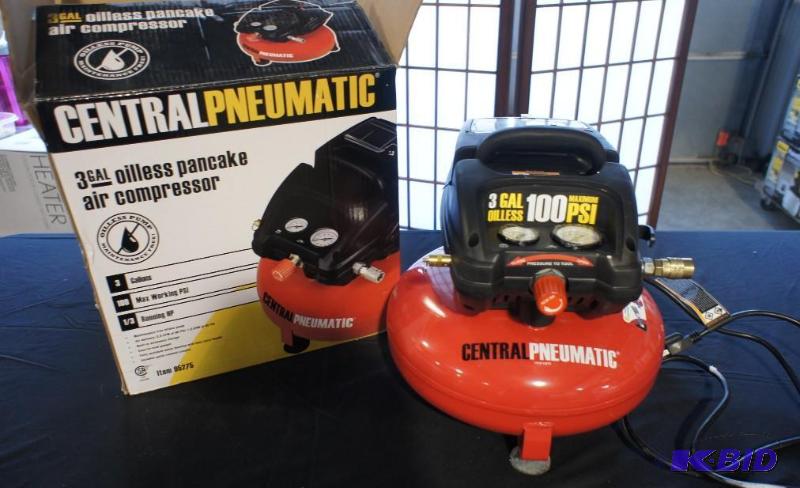 Central Pneumatic 3 gal Oil-less Pancake Air ...