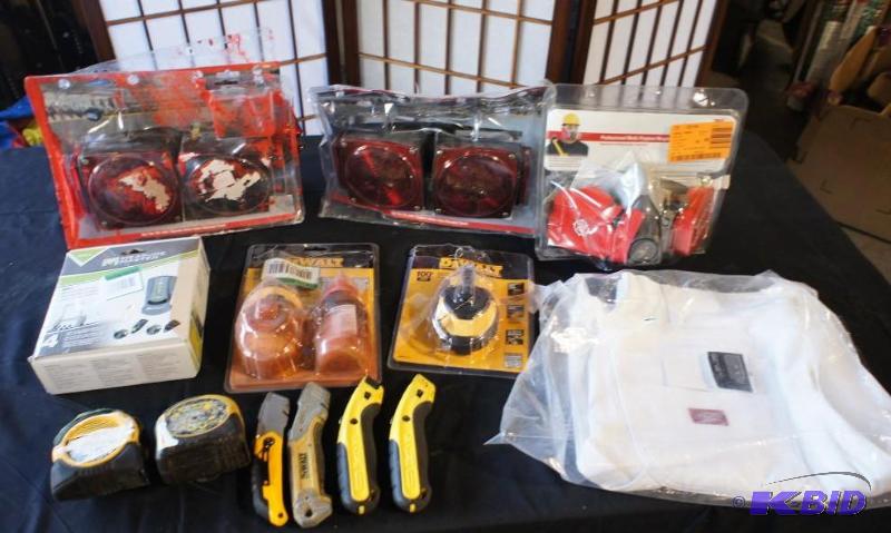 Lot of Two pair Trailer light kits - Multi-Fu...