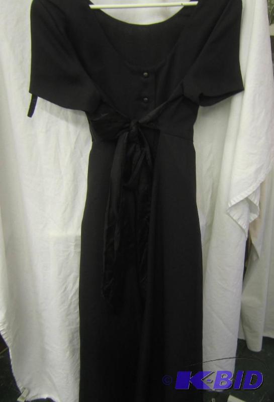 Long Black Dress - Size 8 - Stephanie Andrews with Bow