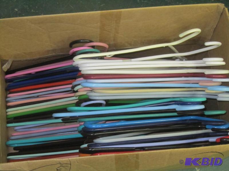 Box of 50 Plus Hangers