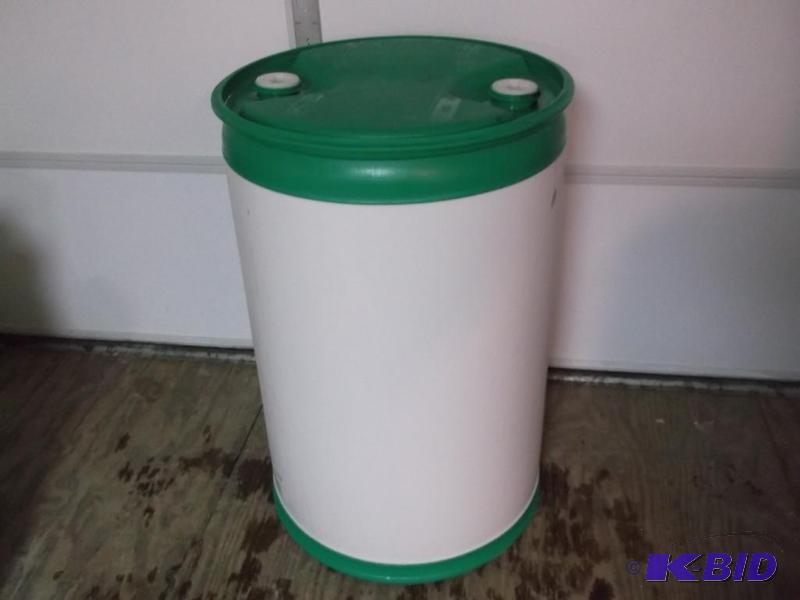 lot 100 image: Good clean 55 gallon food grade barrel....