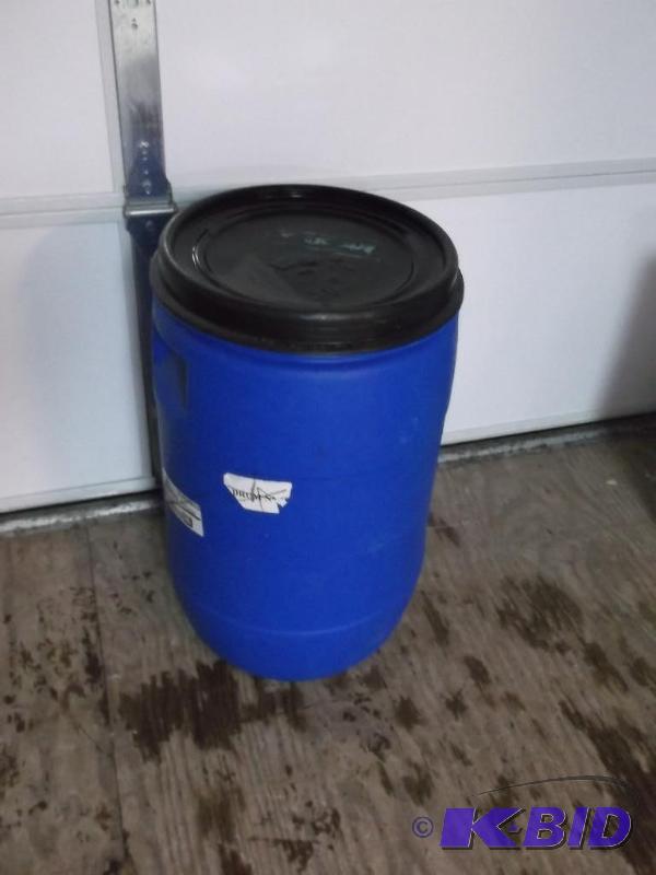 lot 106 image: Good clean 20 gallon food grade barrel....