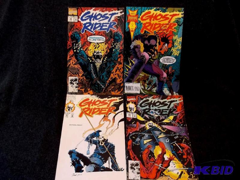 lot 31 image: Lot with 4 collectable comic books....