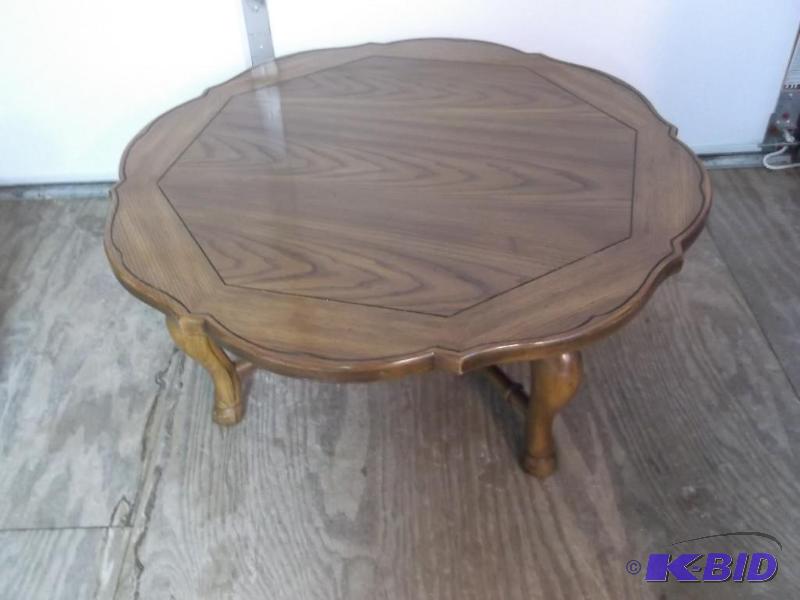 lot 69 image: Beautiful oak coffee table measuring 41 58&q...