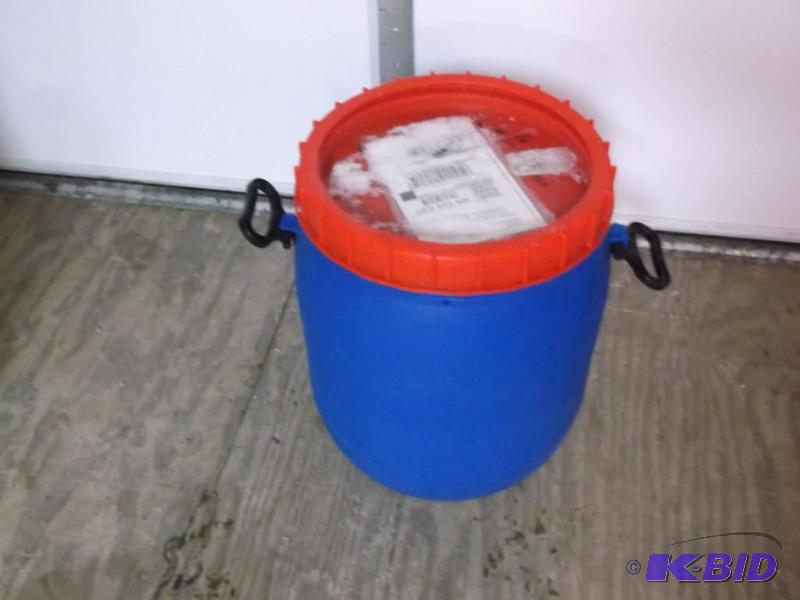 lot 88 image: Good clean 15 gallon food grade barrel with s...