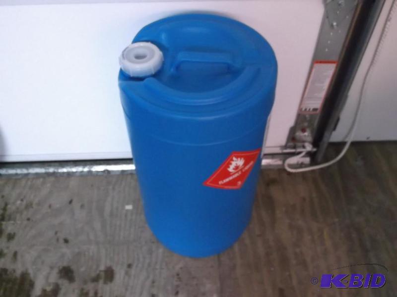 lot 93 image: Good clean 6 gallon food grade container....