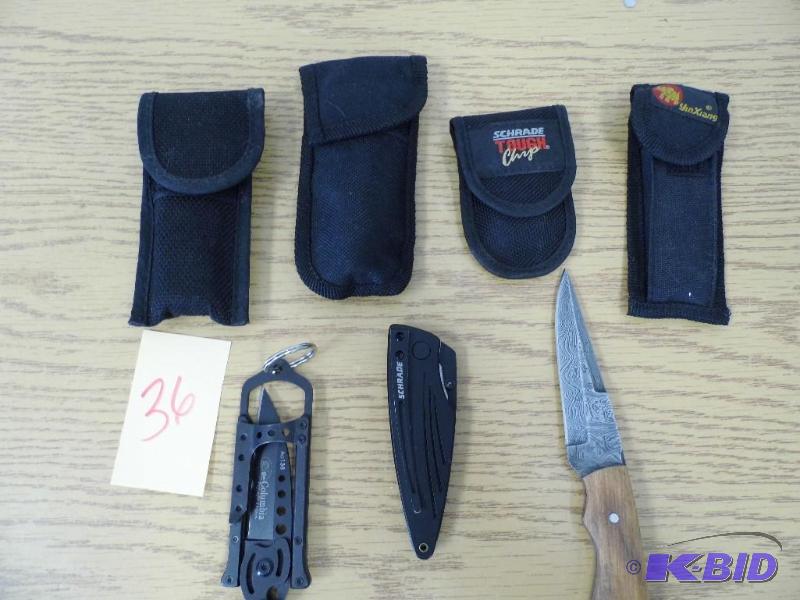 lot 36 image: Knives
