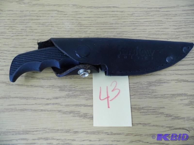 lot 43 image: Knife