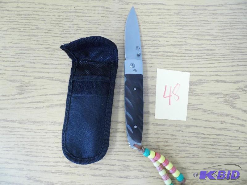 lot 48 image: Knife