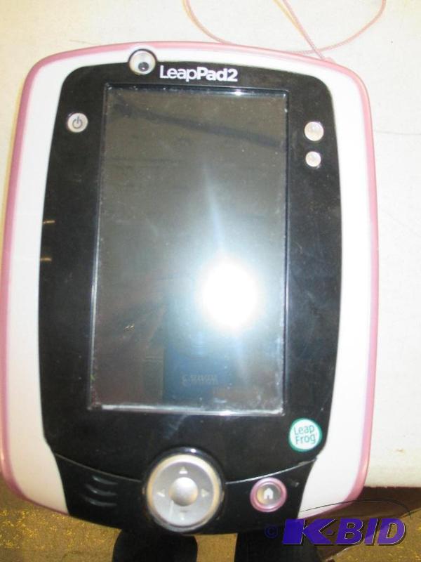 lot 17 image: Leap Pad 2