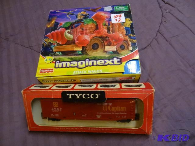 lot 104 image: Imaginext Attack Wagon NIB  El Capitan HO bo...