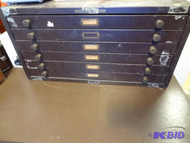 lot 127 image: Watchmakers metal drawer set with many NOS wa...