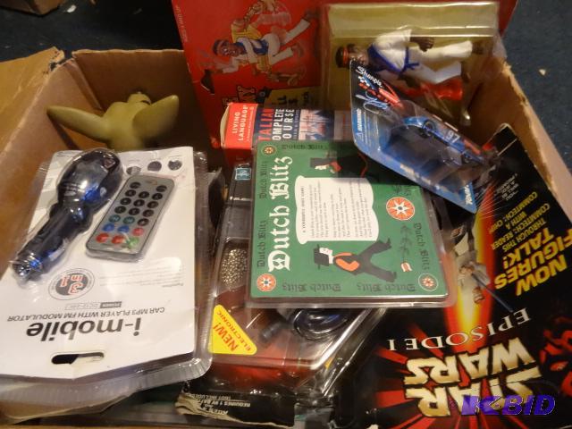 lot 148 image: Box of misc Star Wars, mp3 player, figurines,...