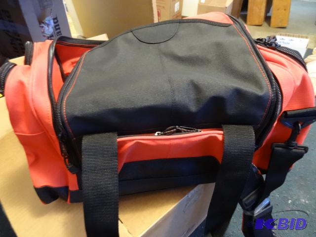 lot 150 image: New Marlboro duffel bag, NIB...