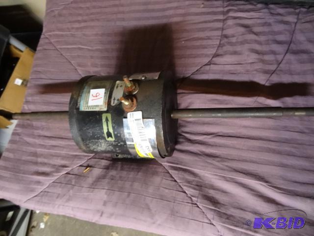 lot 16 image: Thermo King  Flyer Bus Ventilation Fan Blowe...