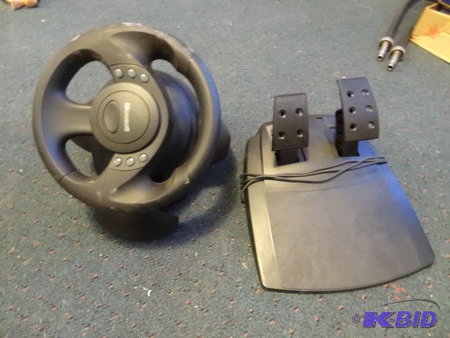 lot 173 image: Microsoft Sidewinder X03-70766 force feedback...