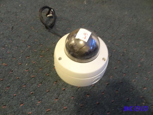 lot 184 image: Navico motorized dome security camera with ni...