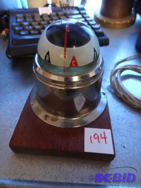 lot 194 image: Marineboat compass...
