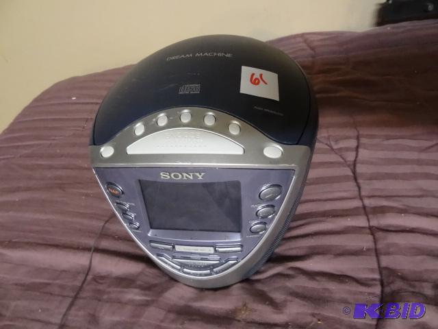 lot 61 image: Sony Dream Machine AmFmCD clock radio. Work...