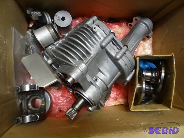 lot 94 image: Transfer case with related parts NIB 55563224...
