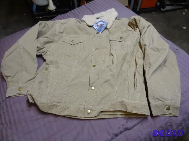 lot 98 image: Marlboro corduroy Sherpa() lined mens XL coa...