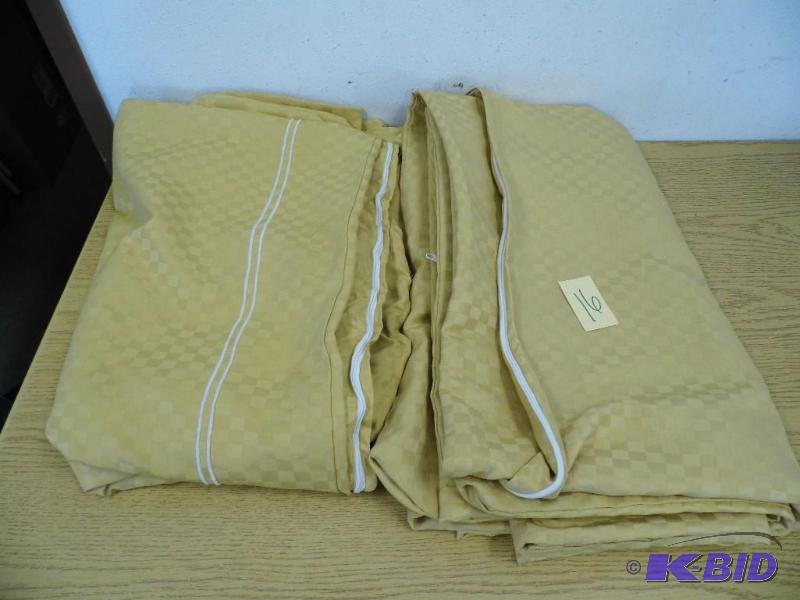 2 Queen Size Duvet Covers