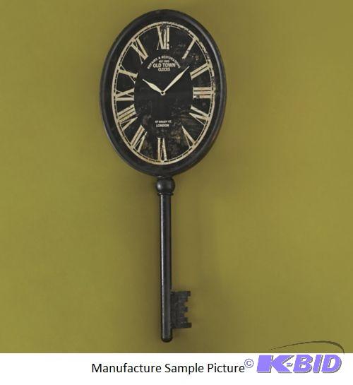 lot 124 image: Skeleton Key Clock -&nbspUses 1 AA battery (...