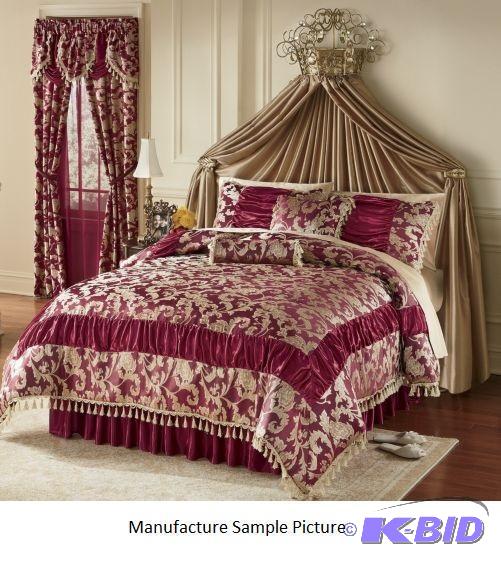 lot 134 image: Allison Comforter Set - Queen - Includes comf...