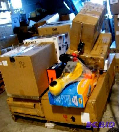 lot 179 image: Salvage Lot Salvage Pallet 2 - All items have...