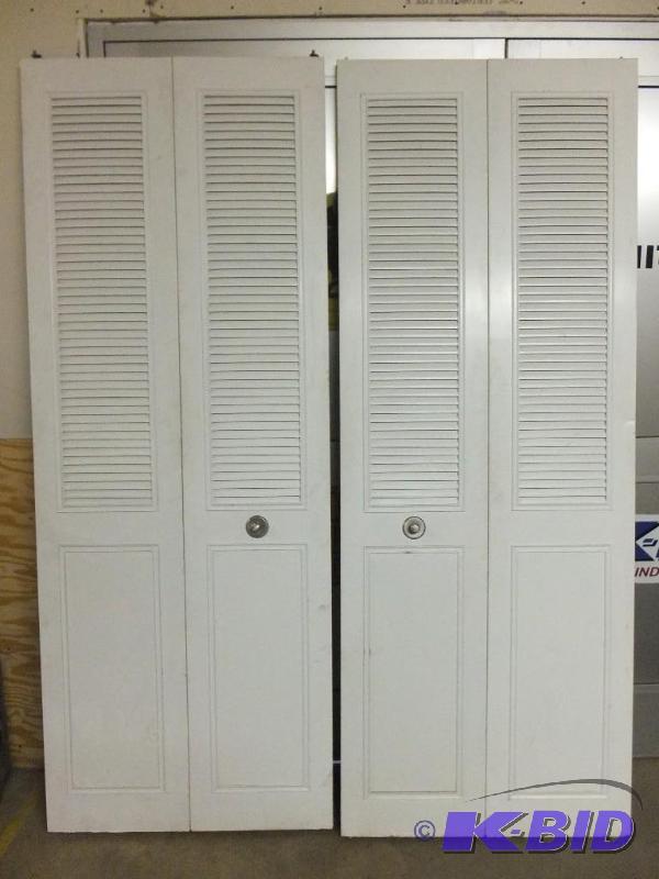 lot 20 image: French Doors