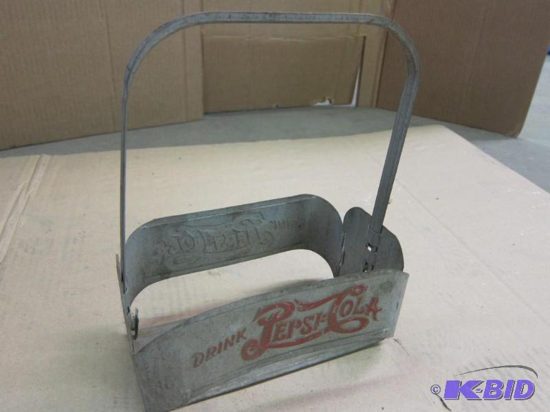 lot 31 image: Antique Metal Pepsi-Cola Drink Holder