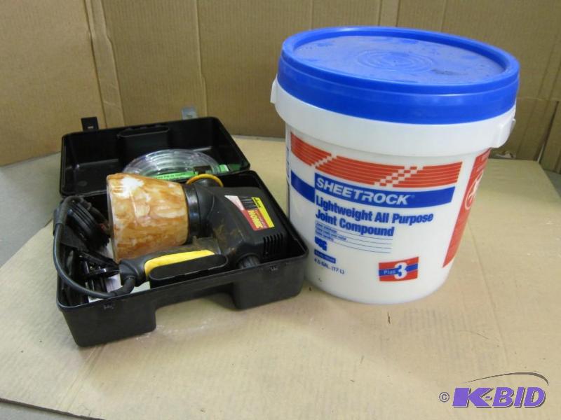 lot 39 image: Wagner Power Painter Sprayer and Sheetrock Joint Compound