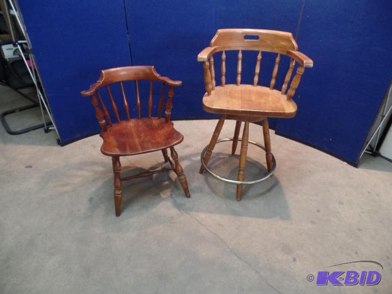 lot 5 image: Solid Wood Counter Stool and Chair