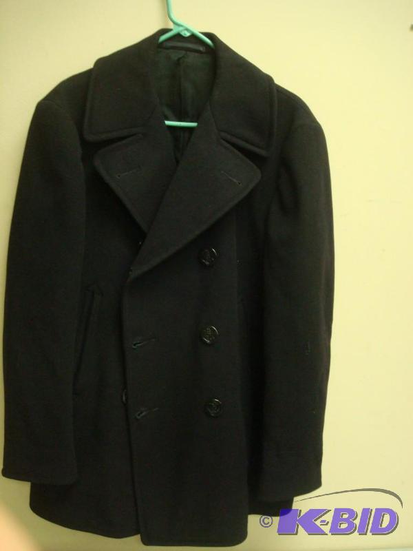 lot 110 image: Military Navy Issue Pea Coat Size Unknown Loo...