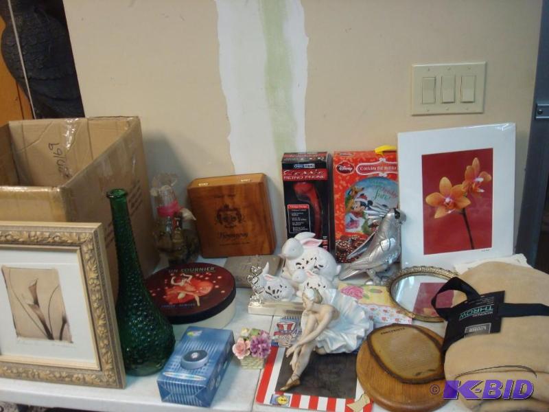 lot 120 image: Lot Of Items Pictured ...