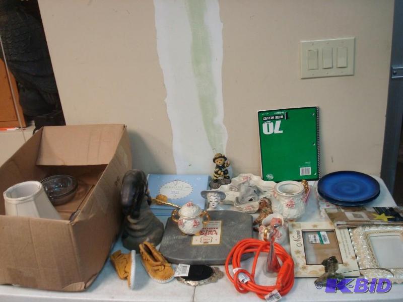lot 122 image: Lot Of Items Pictured...